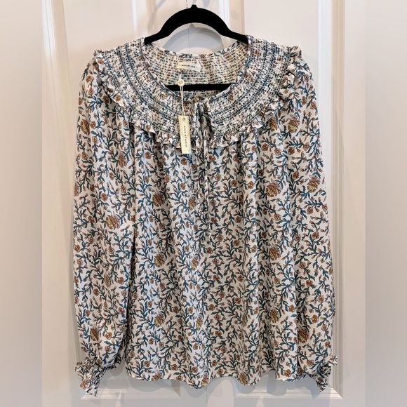 NEW Max Studio Floral Smocked Peasant Top - Picture 3 of 4